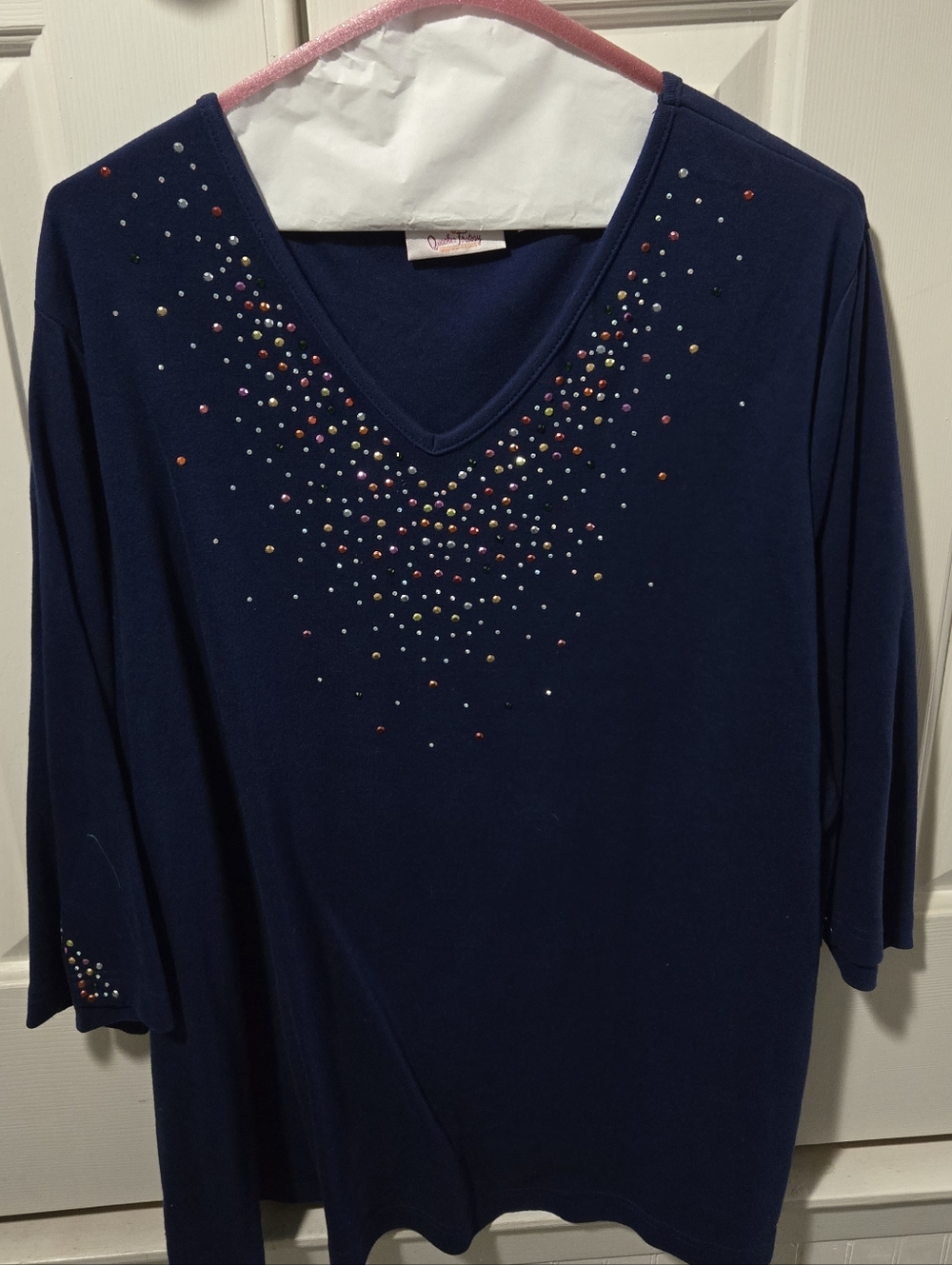 Quacker Factory Women’s Navy V-Neck Embellished Top, 3X